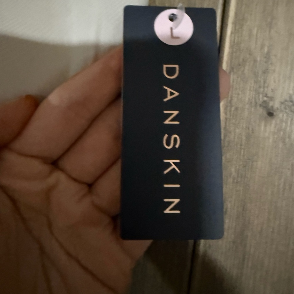 Danskin Lightly Lined Seamless Bras (2-Pack) - Picture 3 of 5